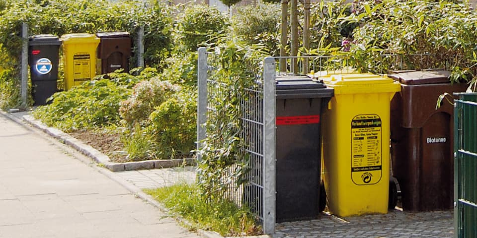 Standplatz Müllsammelbehälter